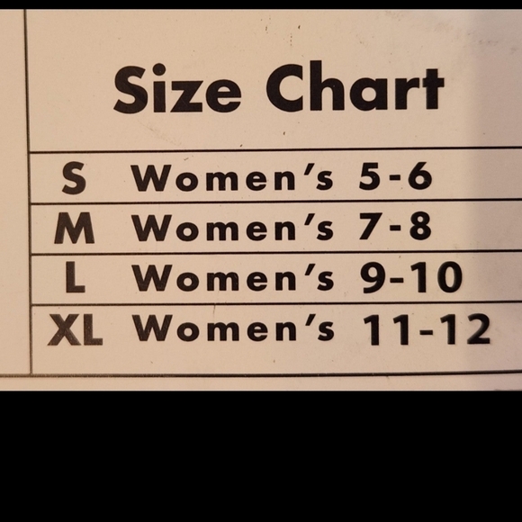 NWT Women's Chicago Blackhawks canvas shoes - Picture 9 of 9